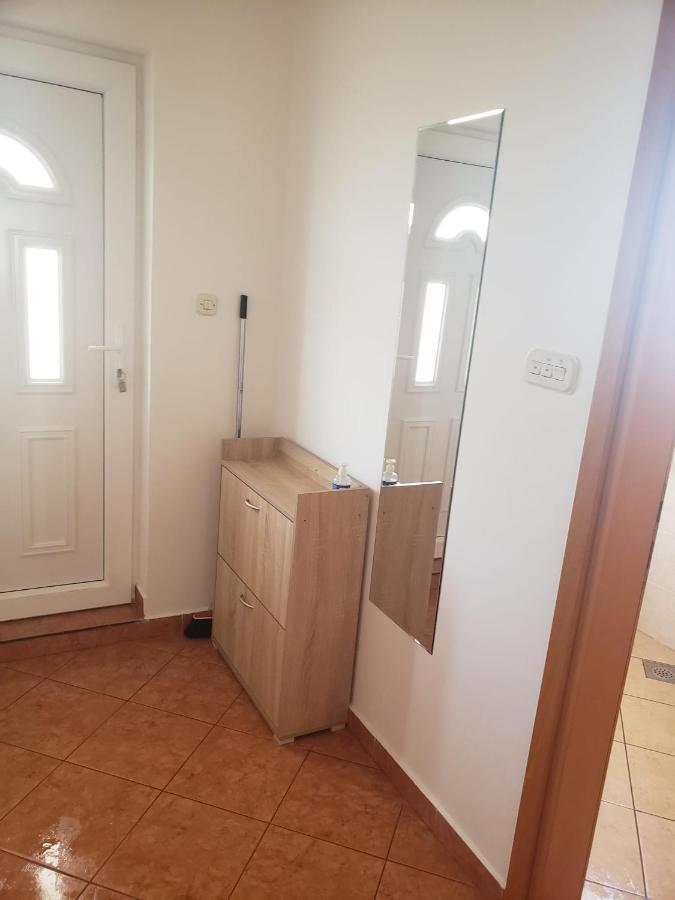 Apartmani Ciklic Dobropoljana Экстерьер фото