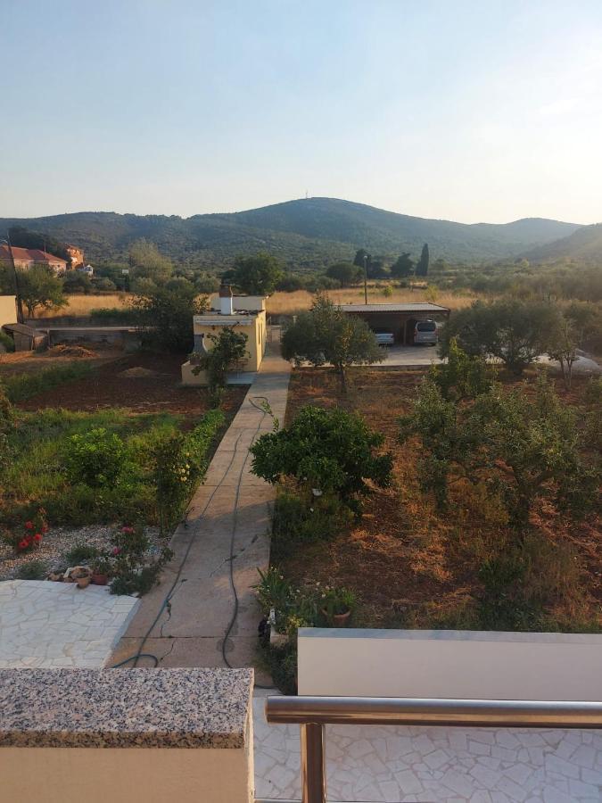 Apartmani Ciklic Dobropoljana Экстерьер фото